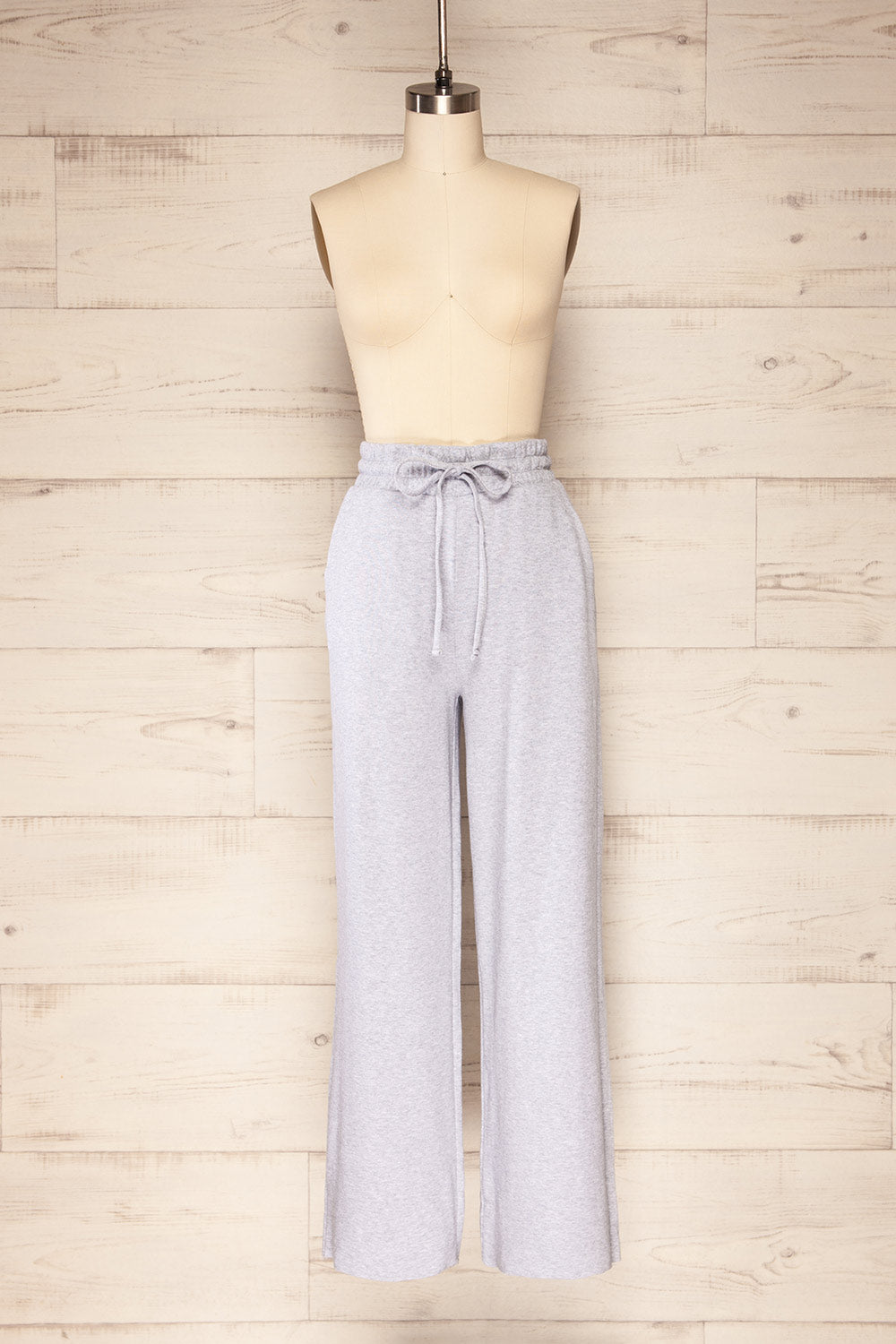 Set Brie Grey Sweater and Lounge Pants | La petite garçonne front view 