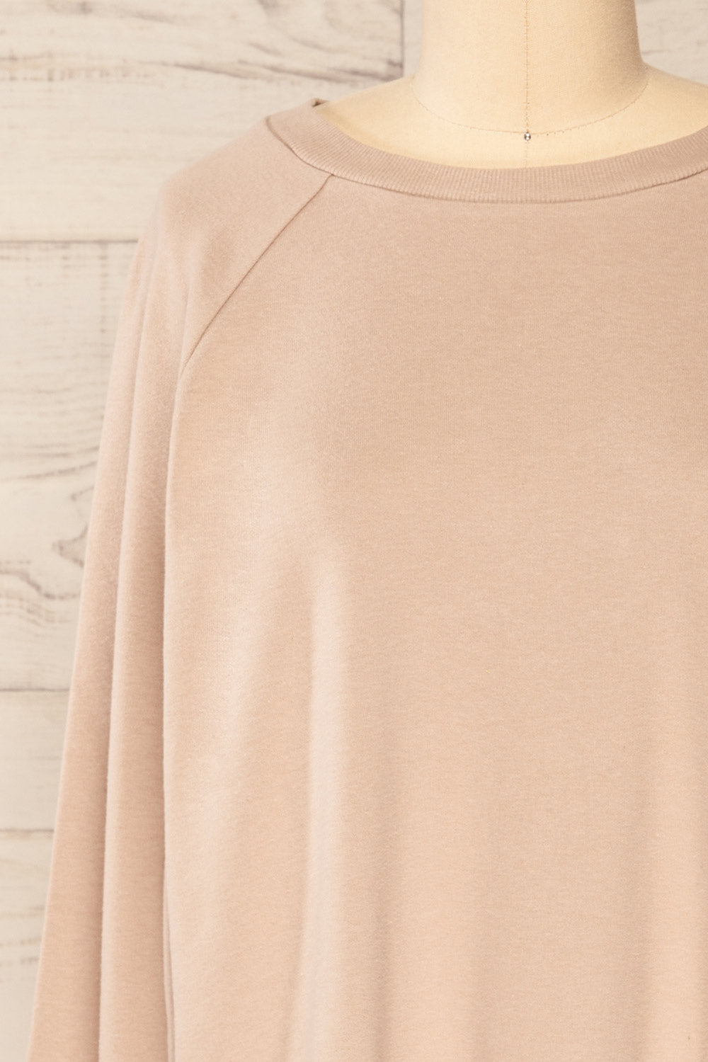 Set Brie Mocha Taupe Sweater and Lounge Pants | La petite garçonne  top front close-up