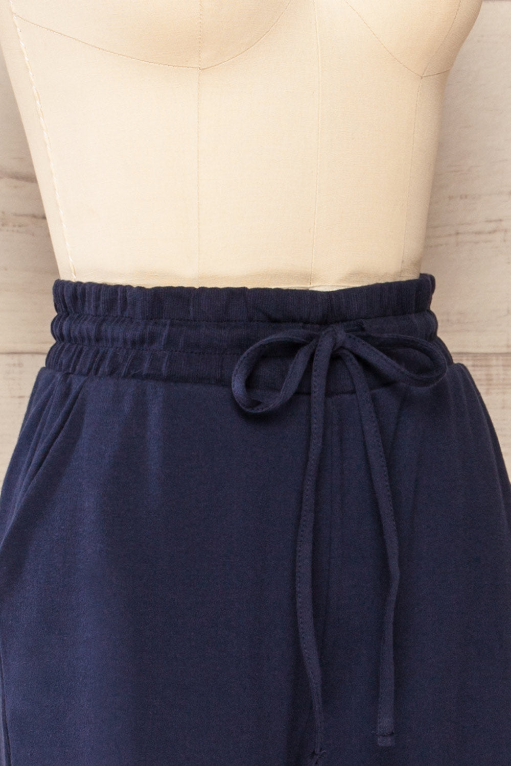 Set Brie Navy Sweater and Lounge Pants | La petite garçonne side close-up