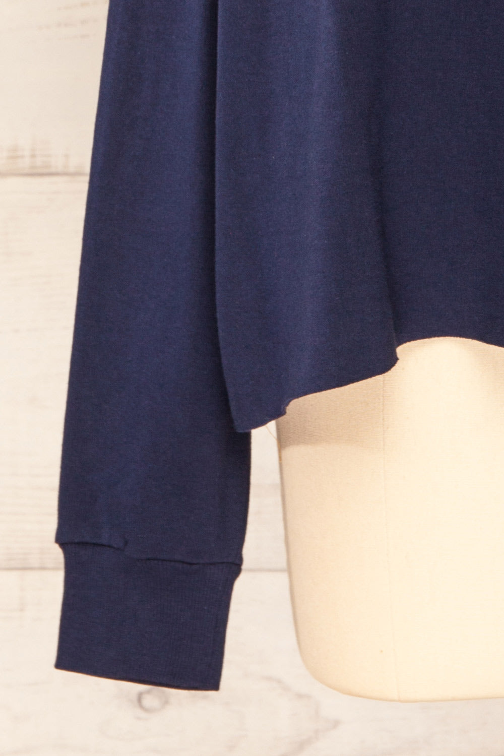 Set Brie Navy Sweater and Lounge Pants | La petite garçonne sleeve