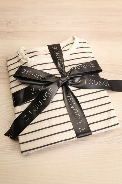 Set Capareac White Striped Pyjama Set | La petite garçonne gift wrap