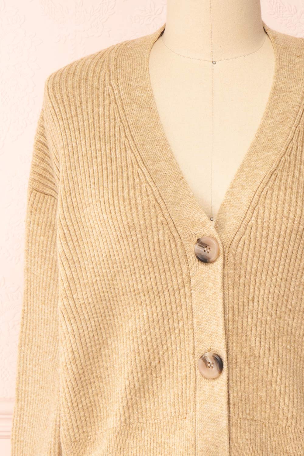 Set Cilia Beige Cardigan & Fitted Midi Dress | Boutique 1861  top front close-up