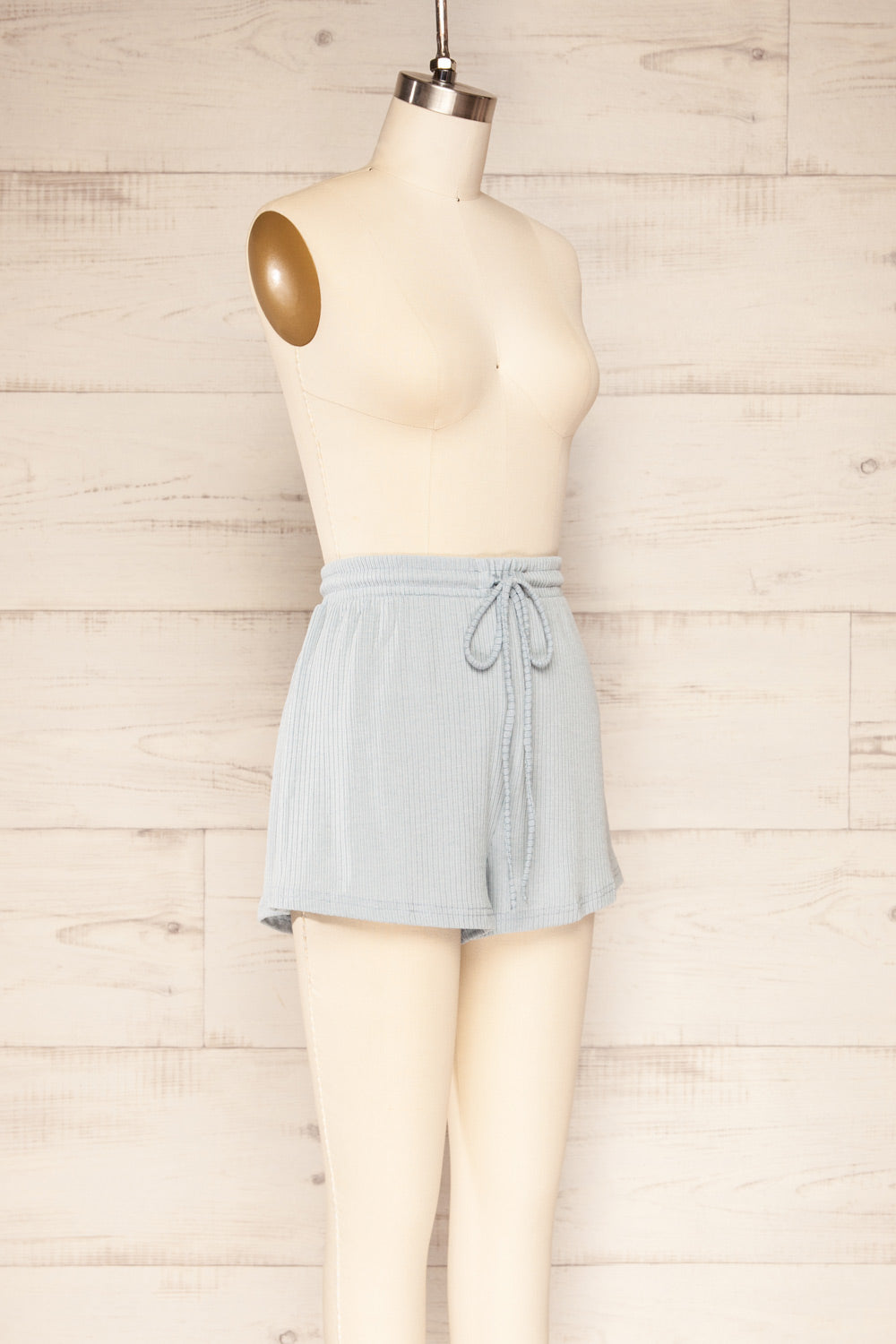 Set Dignes Blue Ribbed T-Shirt & Shorts | La petite garçonne  side view bottom