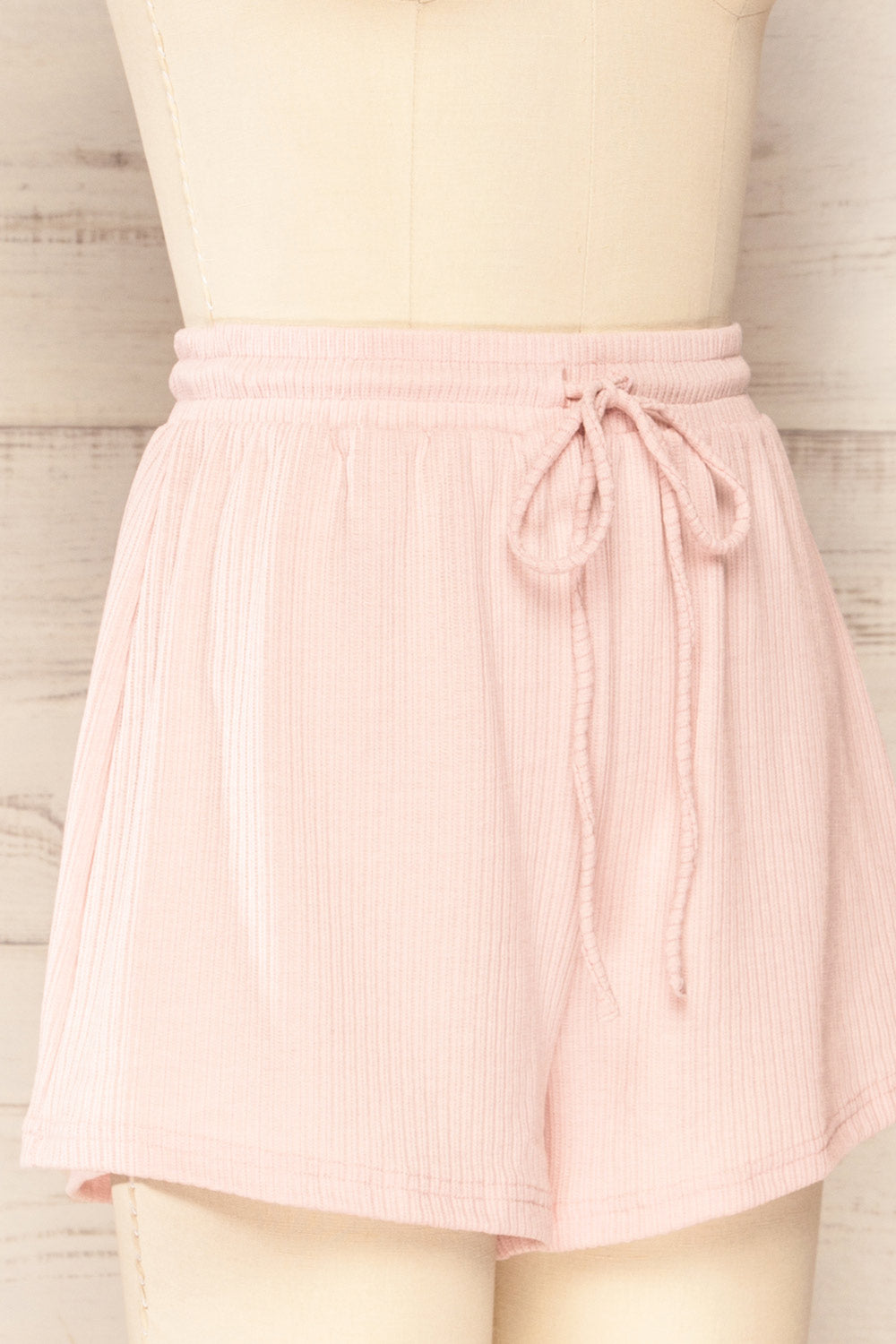 Set Dignes Pink Ribbed T-Shirt & Shorts | La petite garçonne  bottom side close up