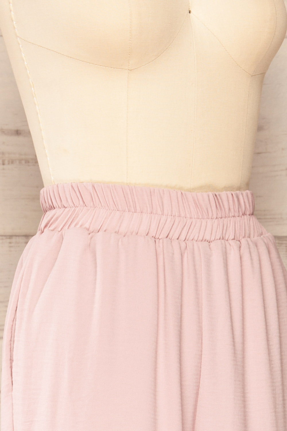 Set Iasi Mauve Crop Top & Pants Set | La petite garçonne  side close-up