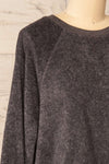 Set Jesen Charcoal Long Sleeve Top & Shorts | La petite garçonne top side close-up