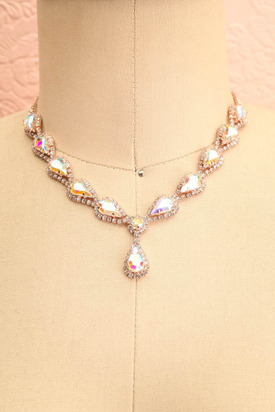 Laurier Rose Crystal Earrings and Necklace Set | Boutique 1861 mannequin