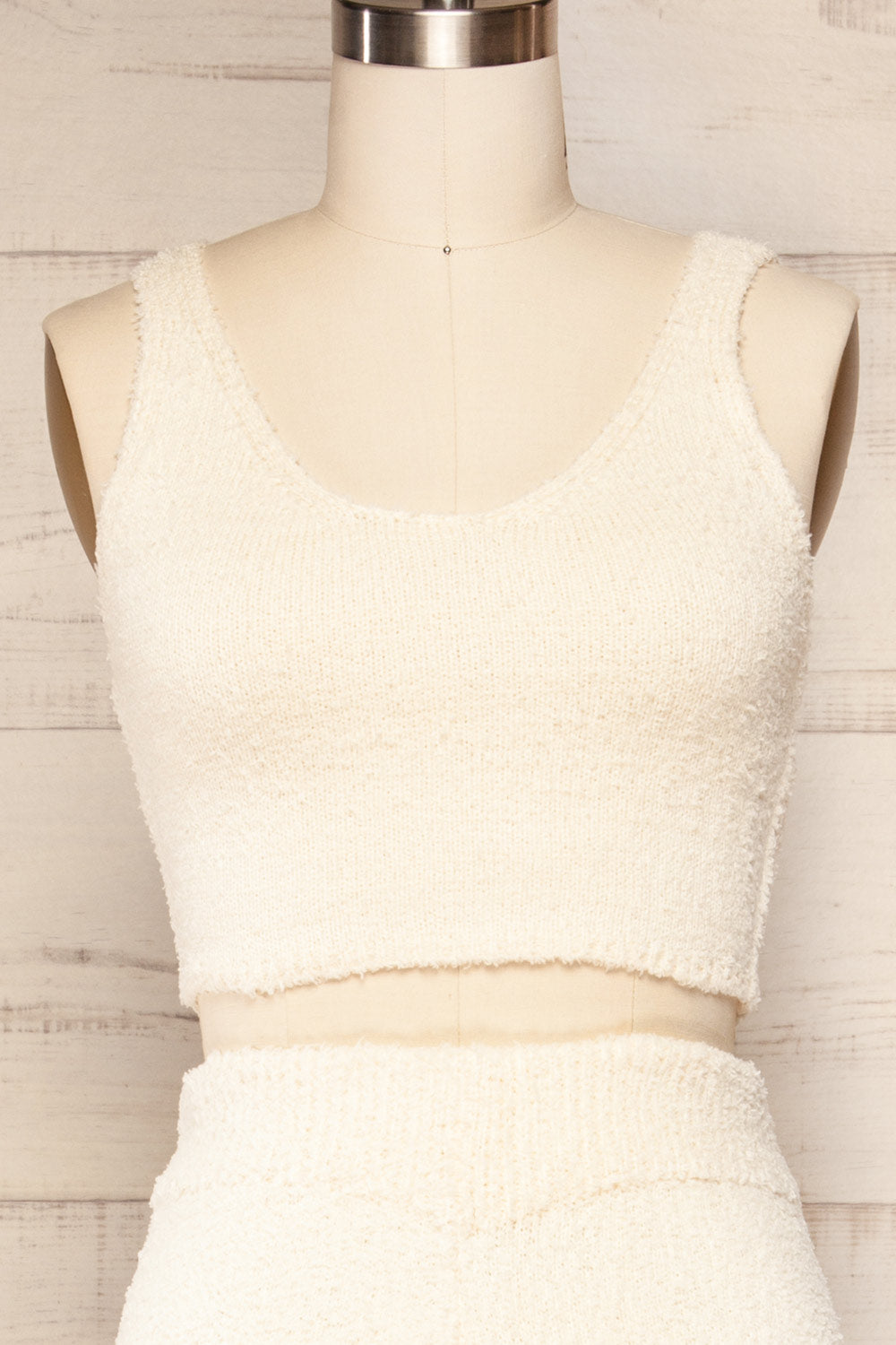 Set Loft Ivory Cami & Pants | La petite garçonne front close up