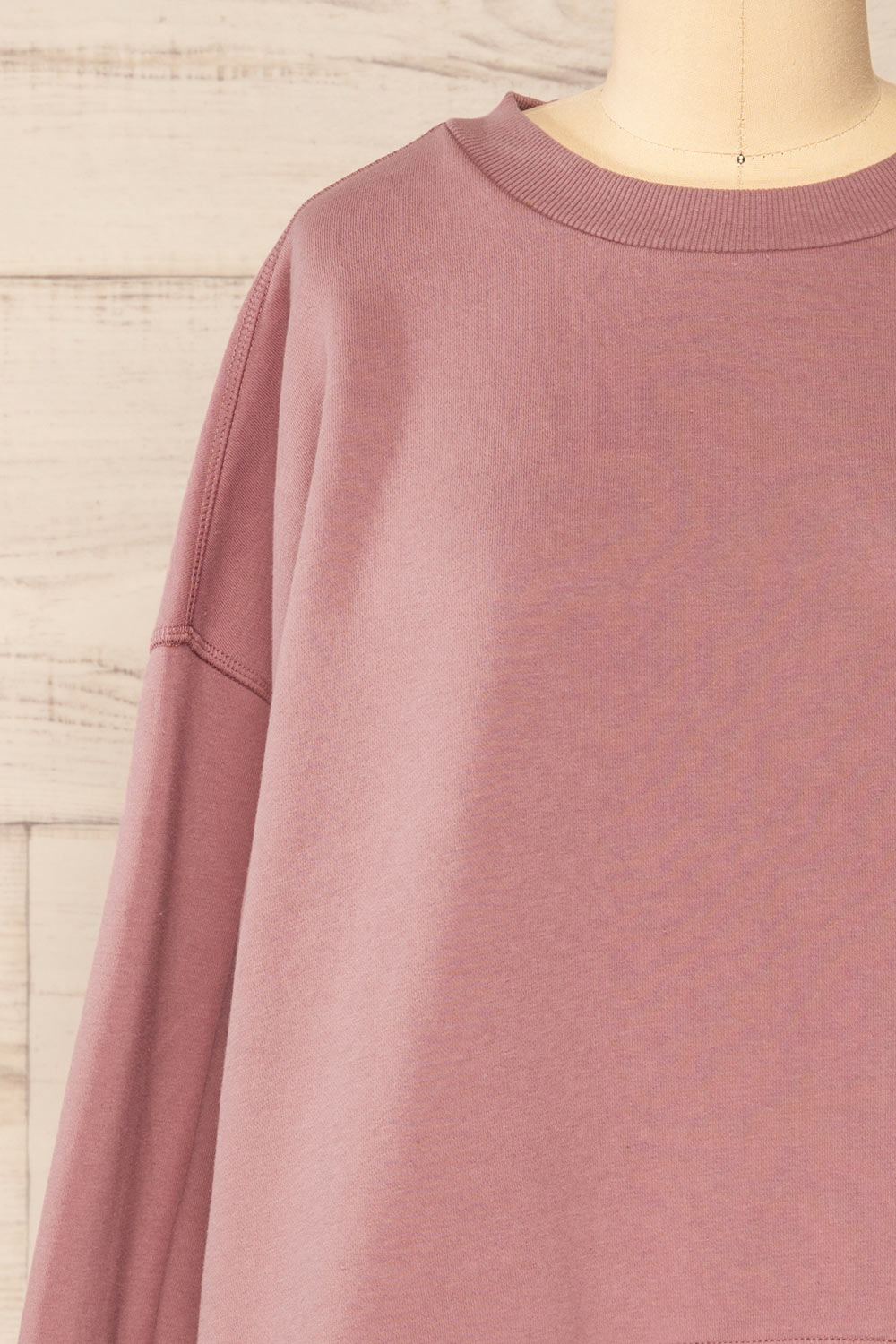 Set Luqa Mauve Sweater & Joggers | La petite garçonne top front close-up