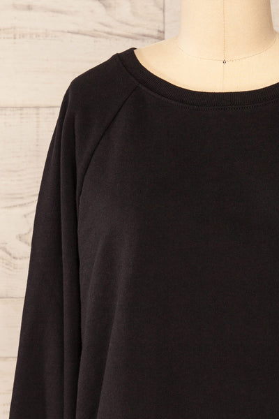 Set Rebec Black Cropped Sweater & Shorts | La petite garçonne top front close-up