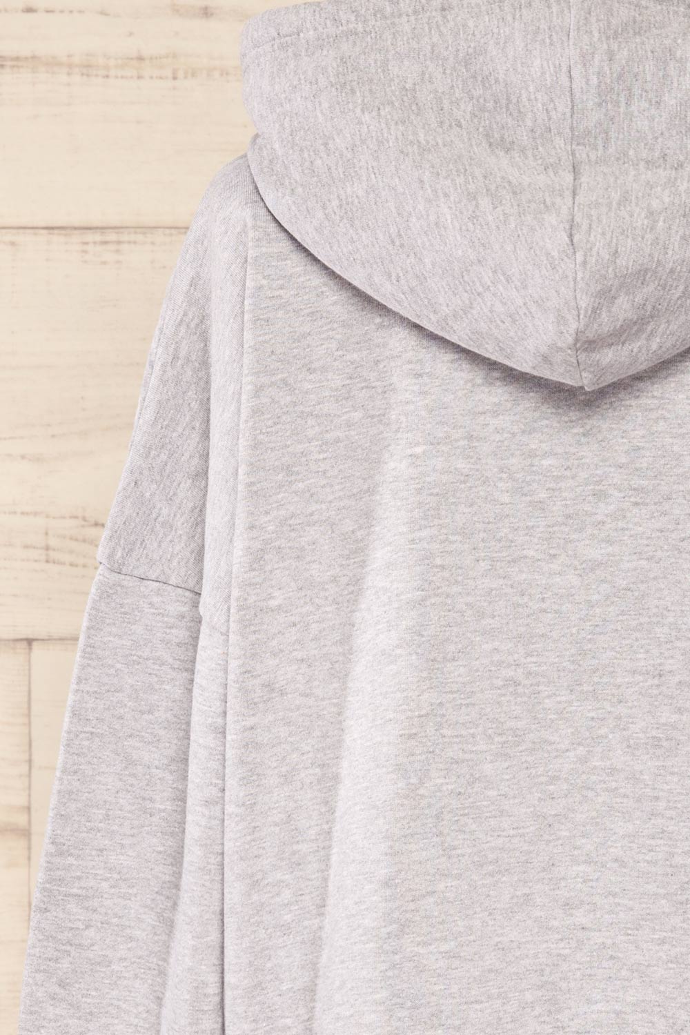 Set Toby Grey Vest and Joggers | La petite garçonne top back close-up