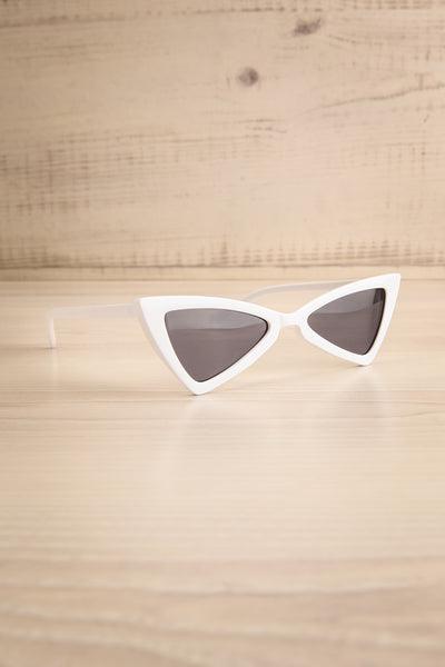 Sevunti White Cat-Eye Sunglasses | La petite garçonne side view