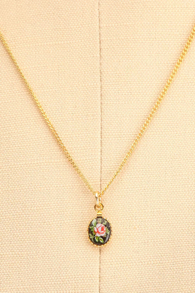 Sibilla Weiller Gold Multi Row Necklace | Boutique 1861 flower close-u
