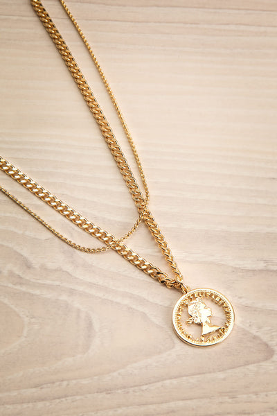 Sideractis Golden Pendant Necklace with Medallion | La Petite Garçonne 4