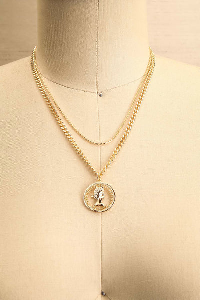 Sideractis Golden Pendant Necklace with Medallion | La Petite Garçonne 1