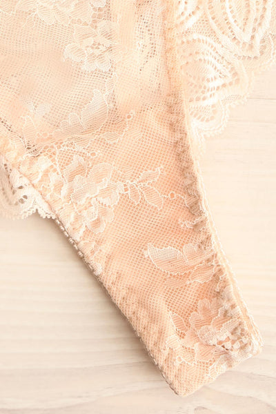 Silves Pink Floral Lace Panties | La petite garçonne flat close-up