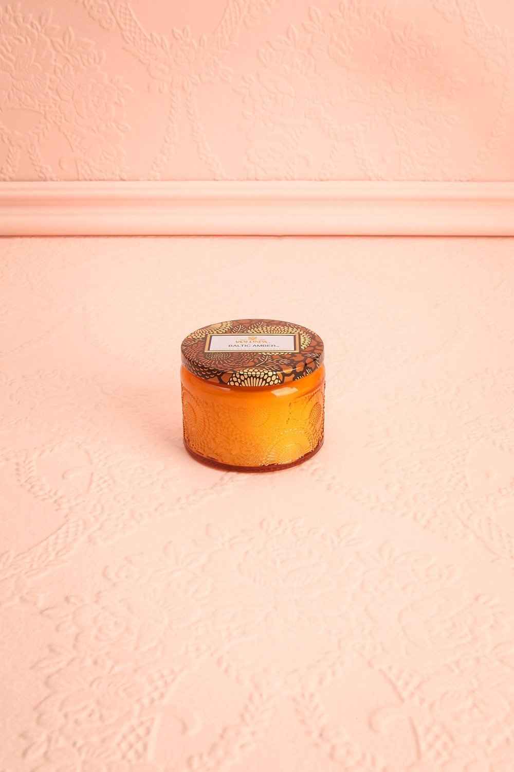 Small Jar Candle Baltic Amber | La Petite Garçonne Chpt. 2 3