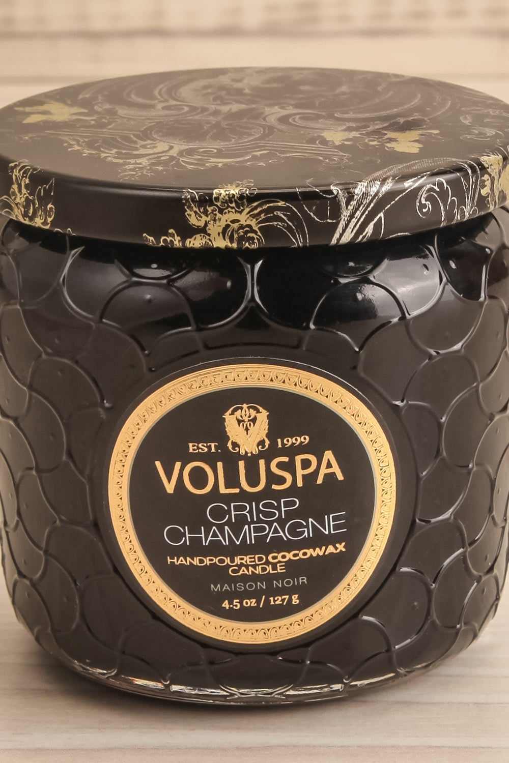 Small Textured Candle Crisp Champagne by Voluspa | La petite garçonne closed close-up