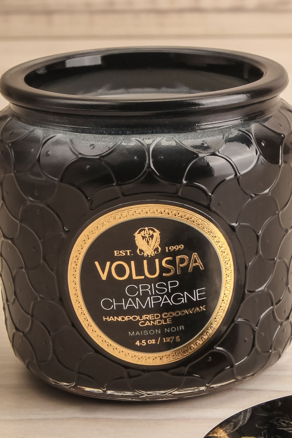 Small Textured Candle Crisp Champagne by Voluspa | La petite garçonne open close-up