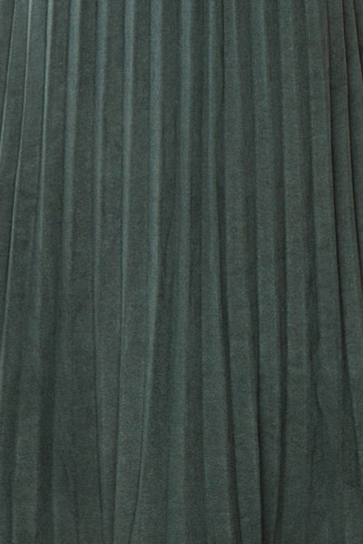 Snofn Green Short Sleeve Midi Denim Dress | Boutique 1861 fabric