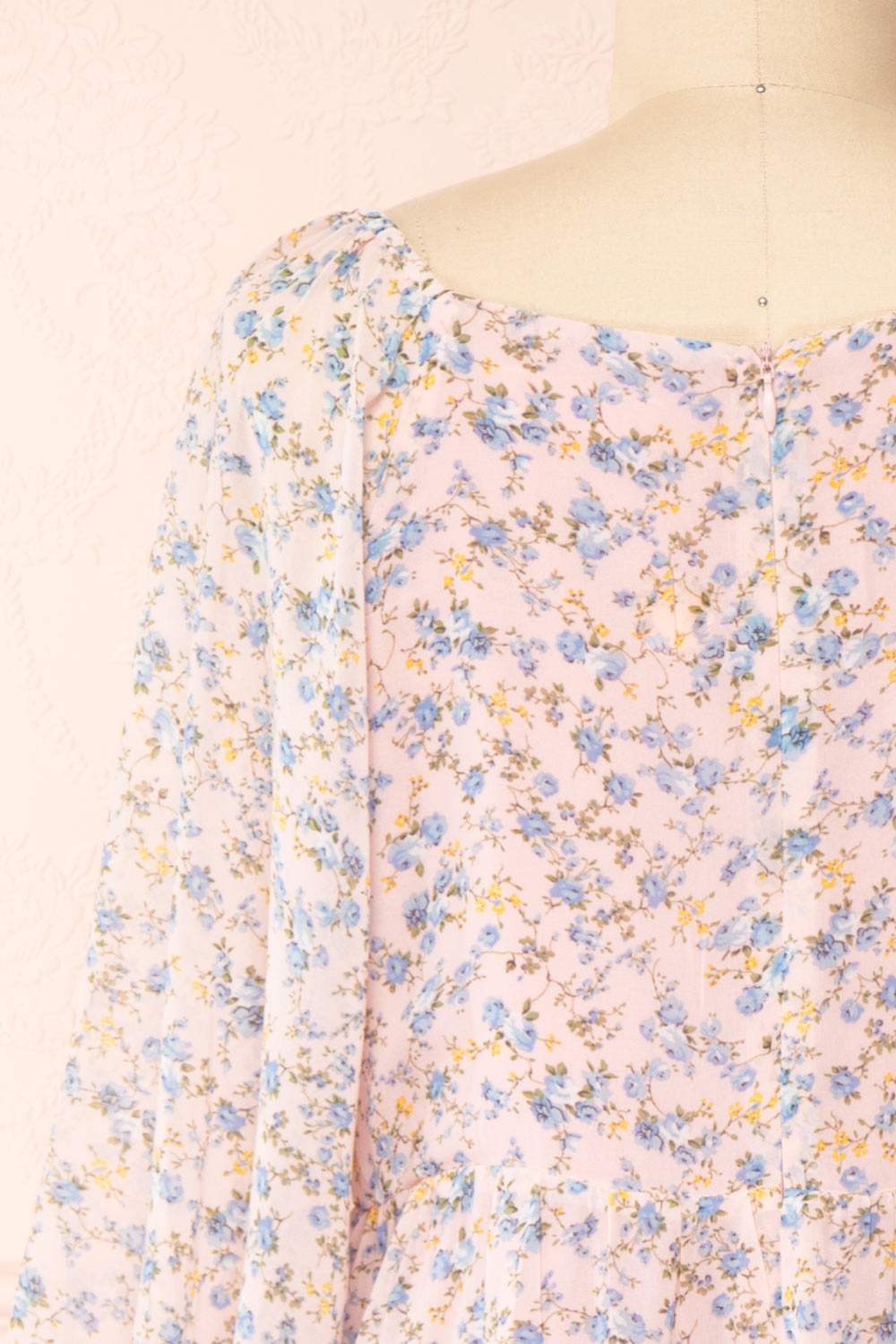 Snofried Pink Long Sleeve V-Neck Floral Dress | Boutique 1861  back close-up