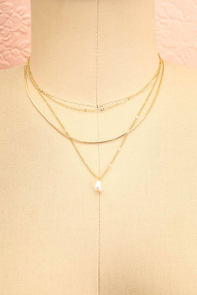 Solvi Layered Chain Necklace w/ Pearl Pendant | La petite garçonne