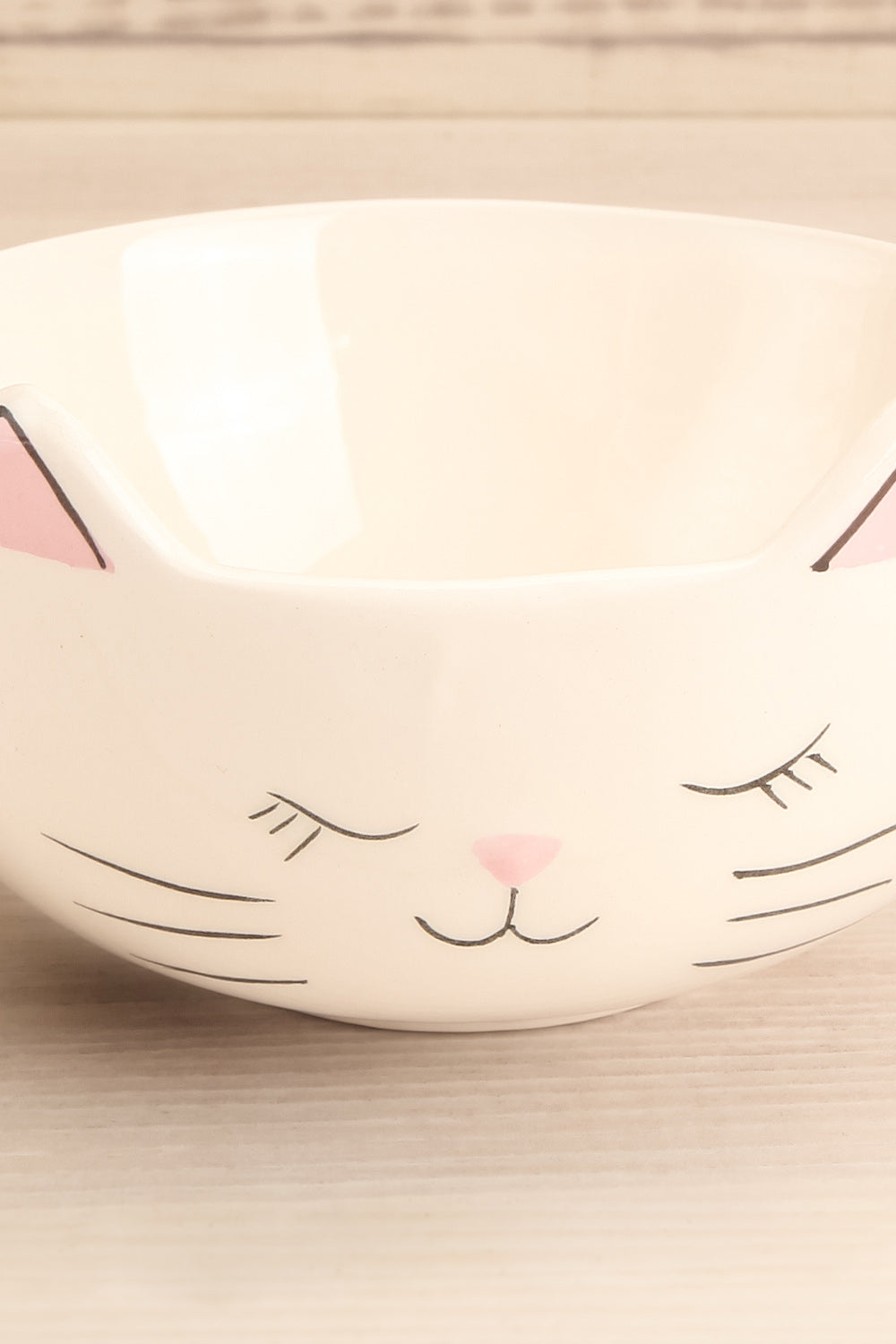 Sopesco White Ceramic Cat Bowl | La Petite Garçonne Chpt. 2 4