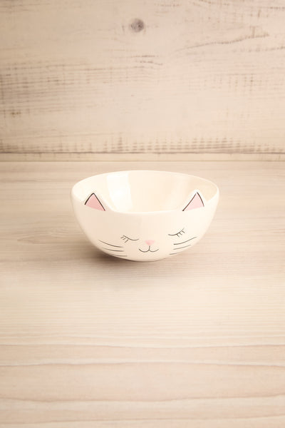 Sopesco White Ceramic Cat Bowl | La Petite Garçonne Chpt. 2 1