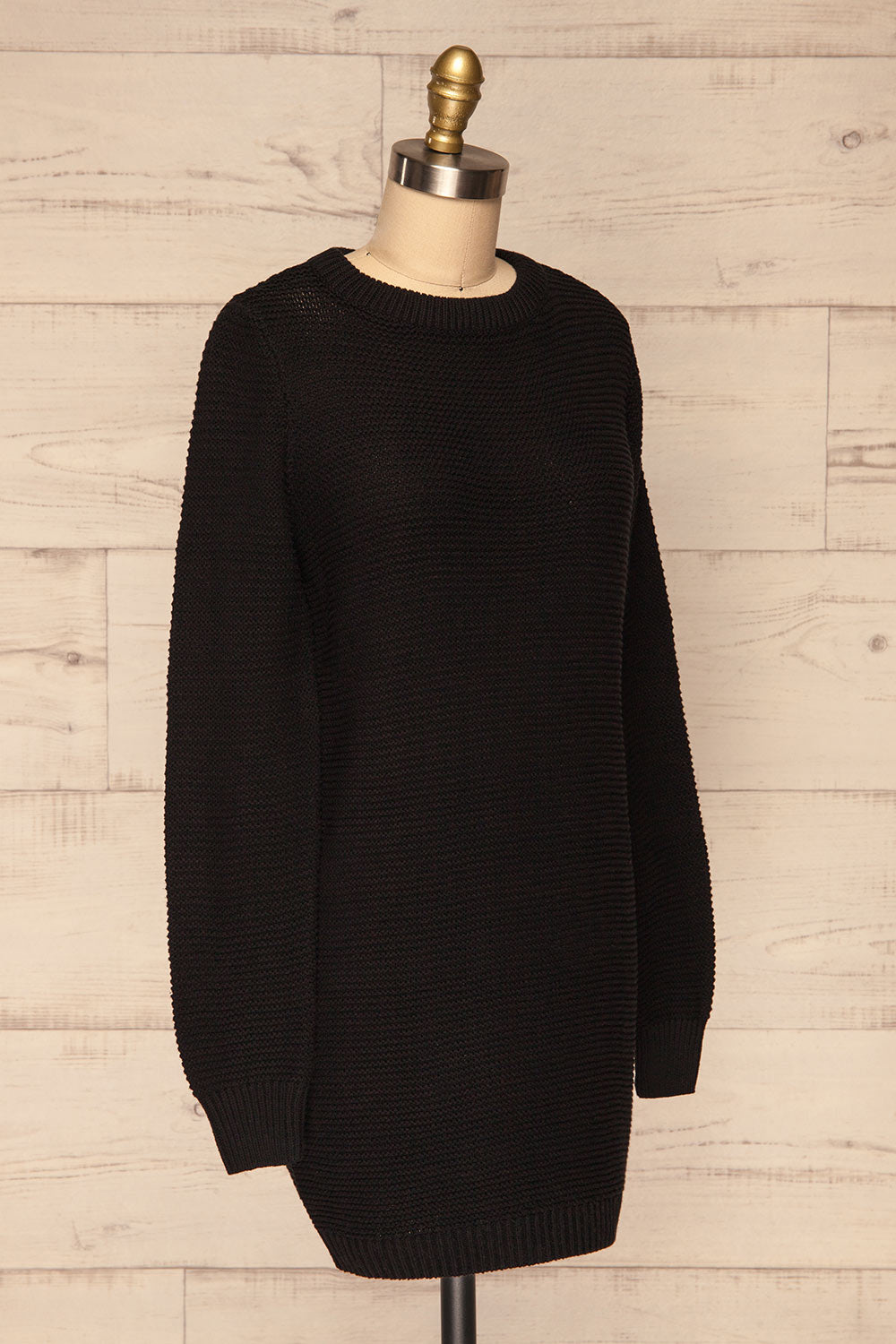 Sorinnes Black Sweater Dress | Robe Noire | La Petite Garçonne side view 