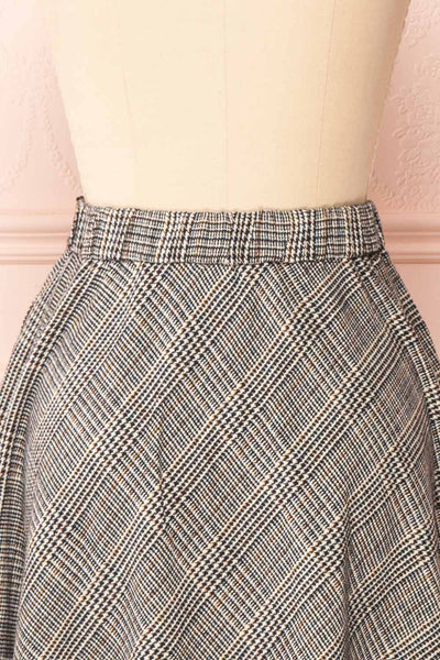 Staulinn Glen Plaid A-Line Midi Circle Skirt | Boutique 1861 back close-up
