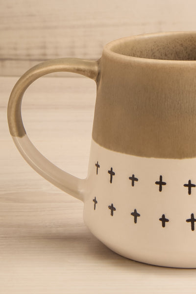 Sum Khaki Mug Two-Toned Polkadot Coffee Cup | La petite garçonne handle close-up