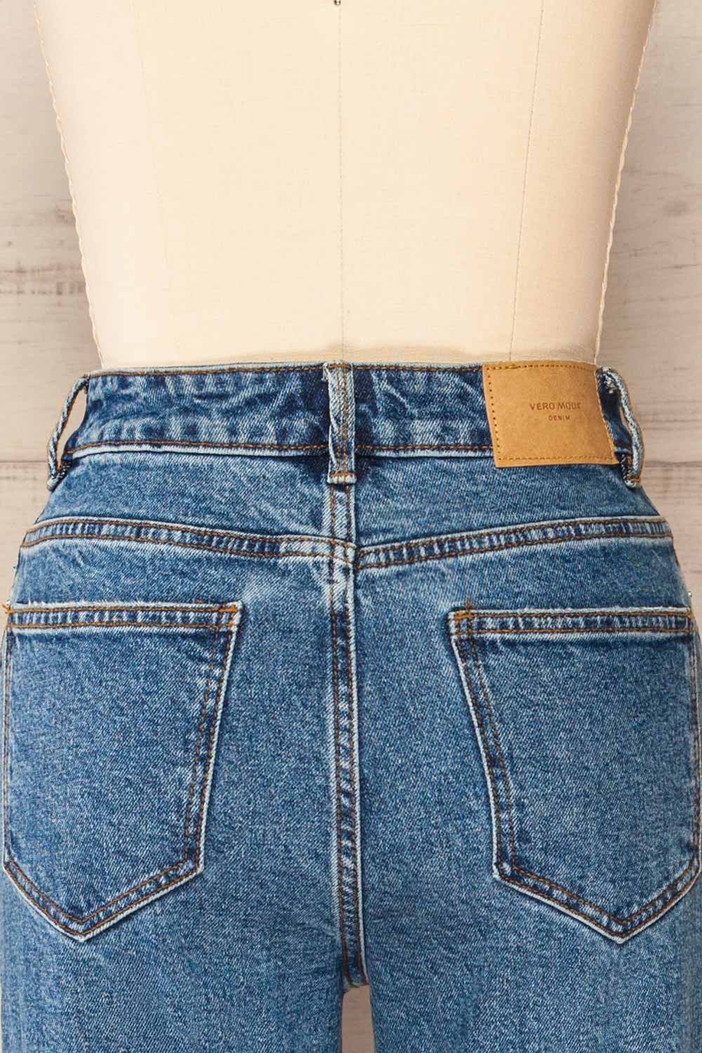 Supalayat High-Waisted Cropped Blue Jeans | La petite garçonne back close-up