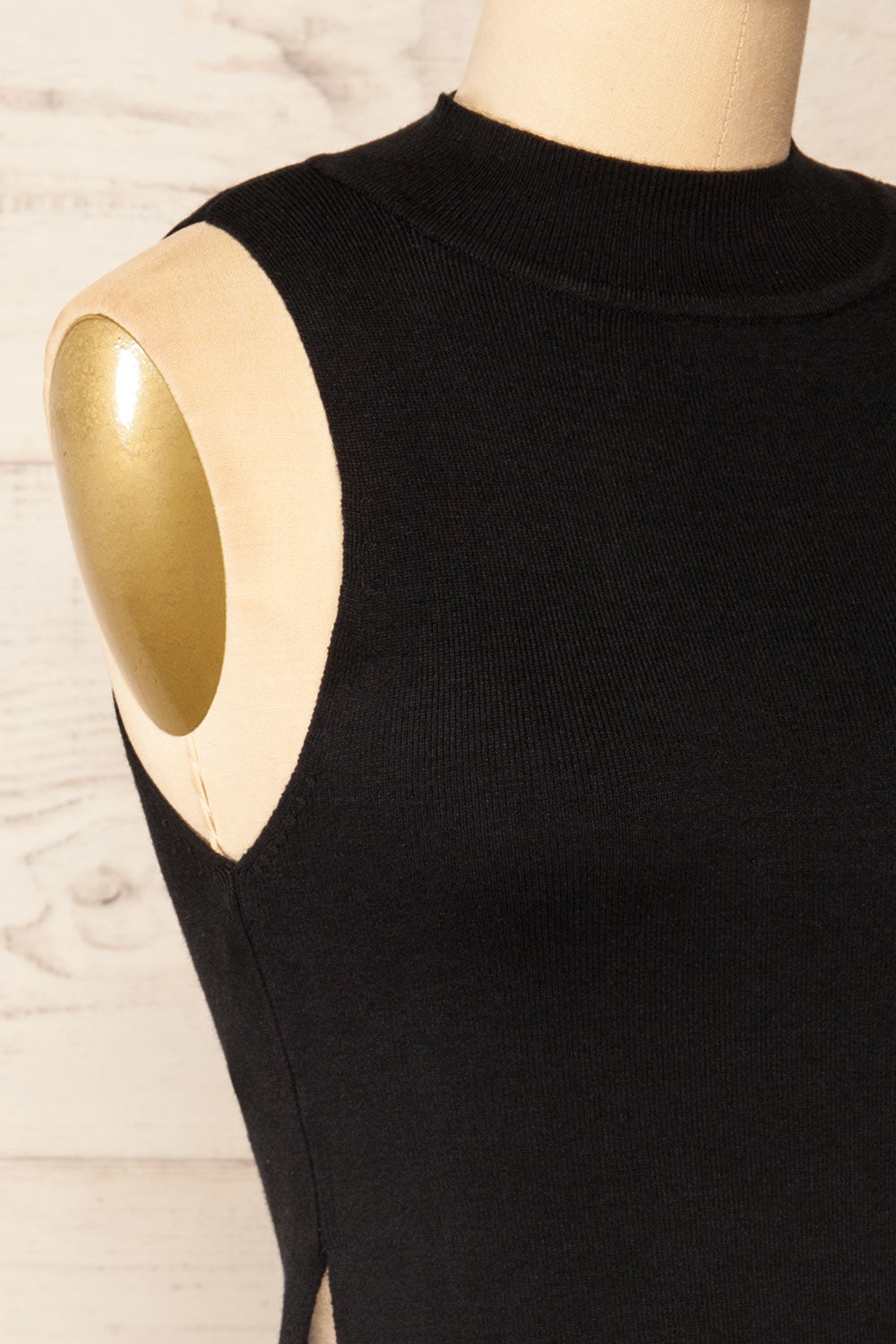 Tamsalu Black Mock Neck Tank Top | La petite garçonne side close-up