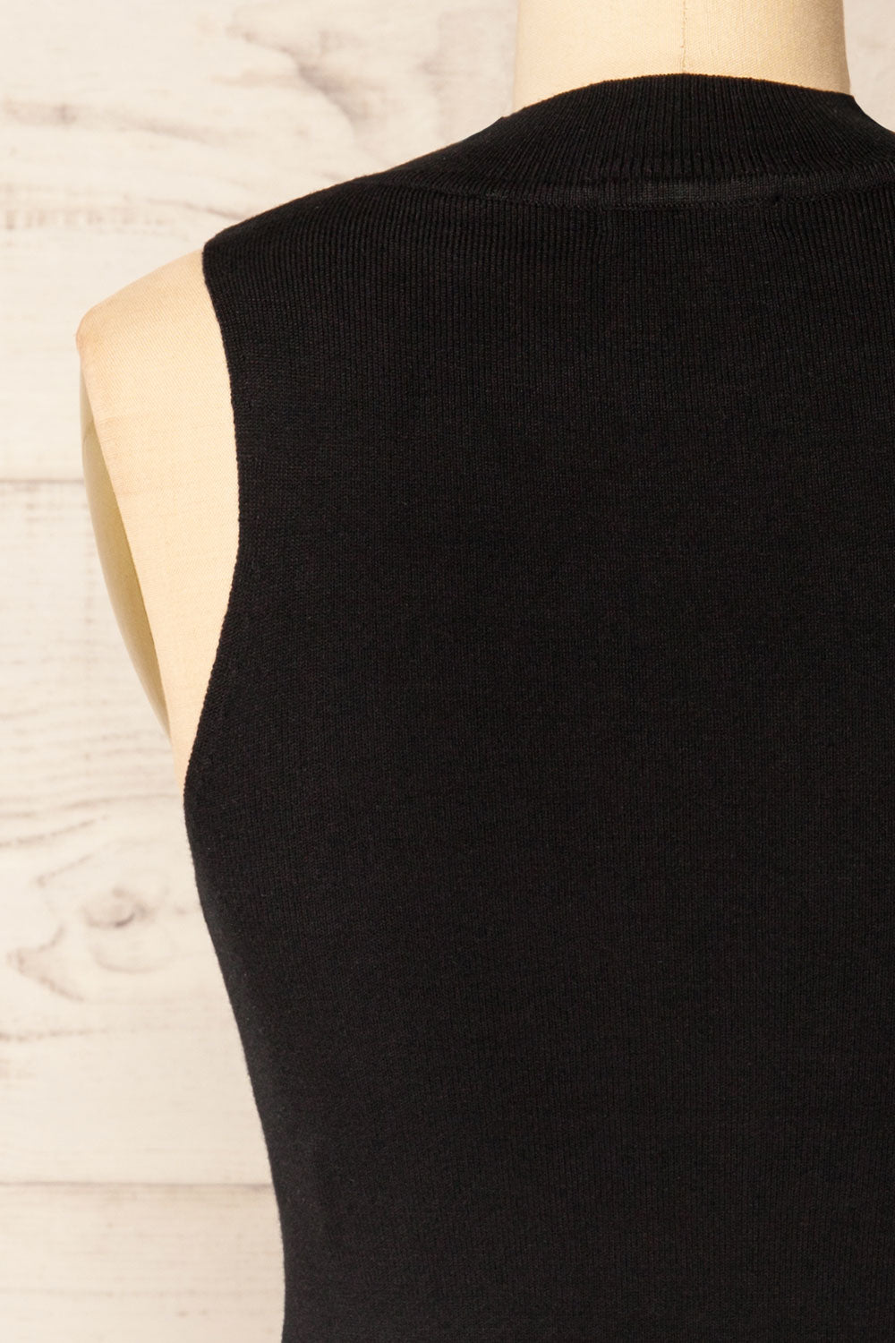 Tamsalu Black Mock Neck Tank Top | La petite garçonne back close-up