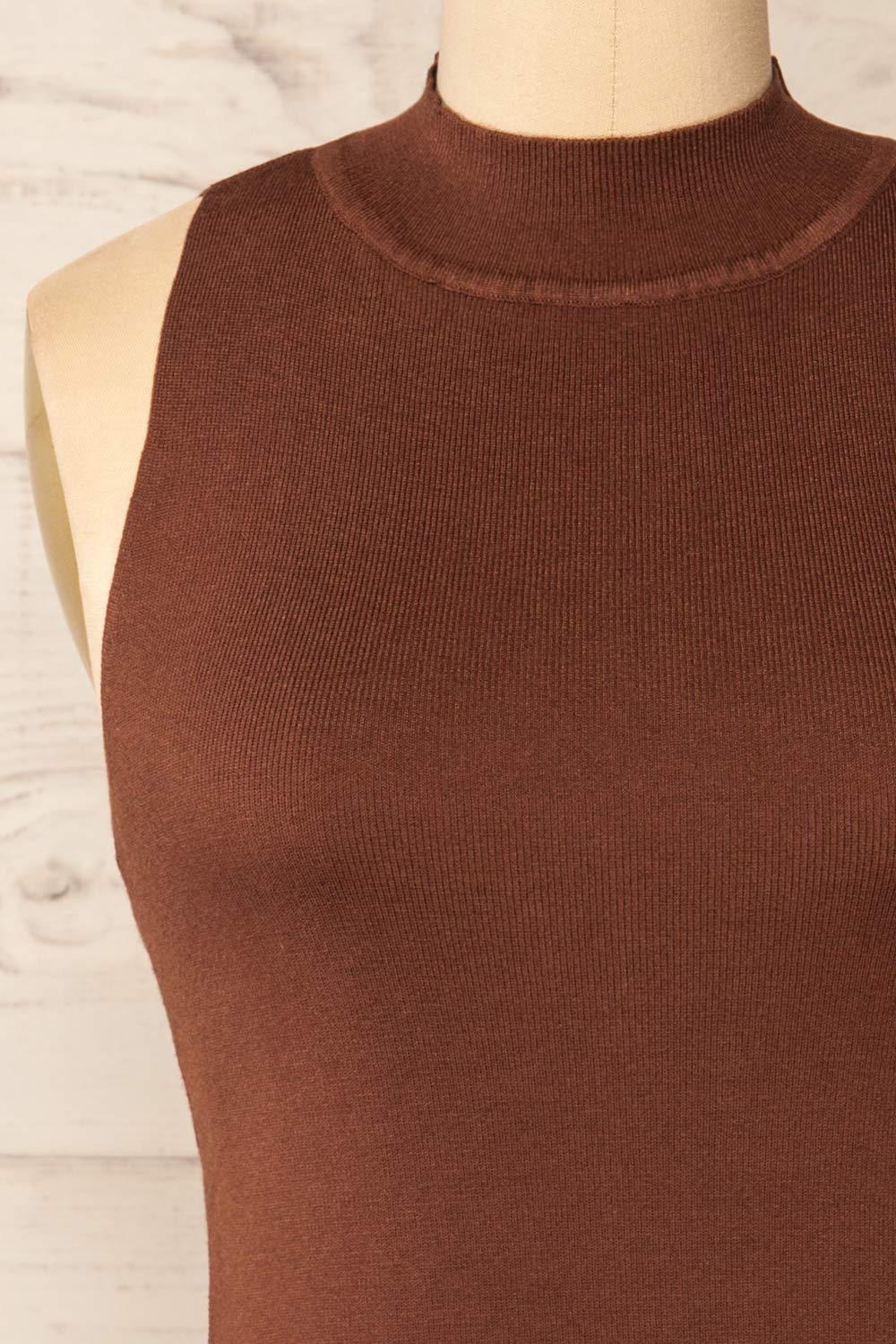 Tamsalu Brown Mock Neck Tank Top | La petite garçonne front close-up