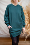Tarnow Green Long Sweatshirt with Pockets | La petite garçonne model