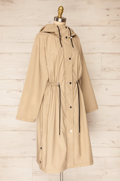 Tchekaline Hooded Raincoat w/ Drawstring | La petite garçonne side view