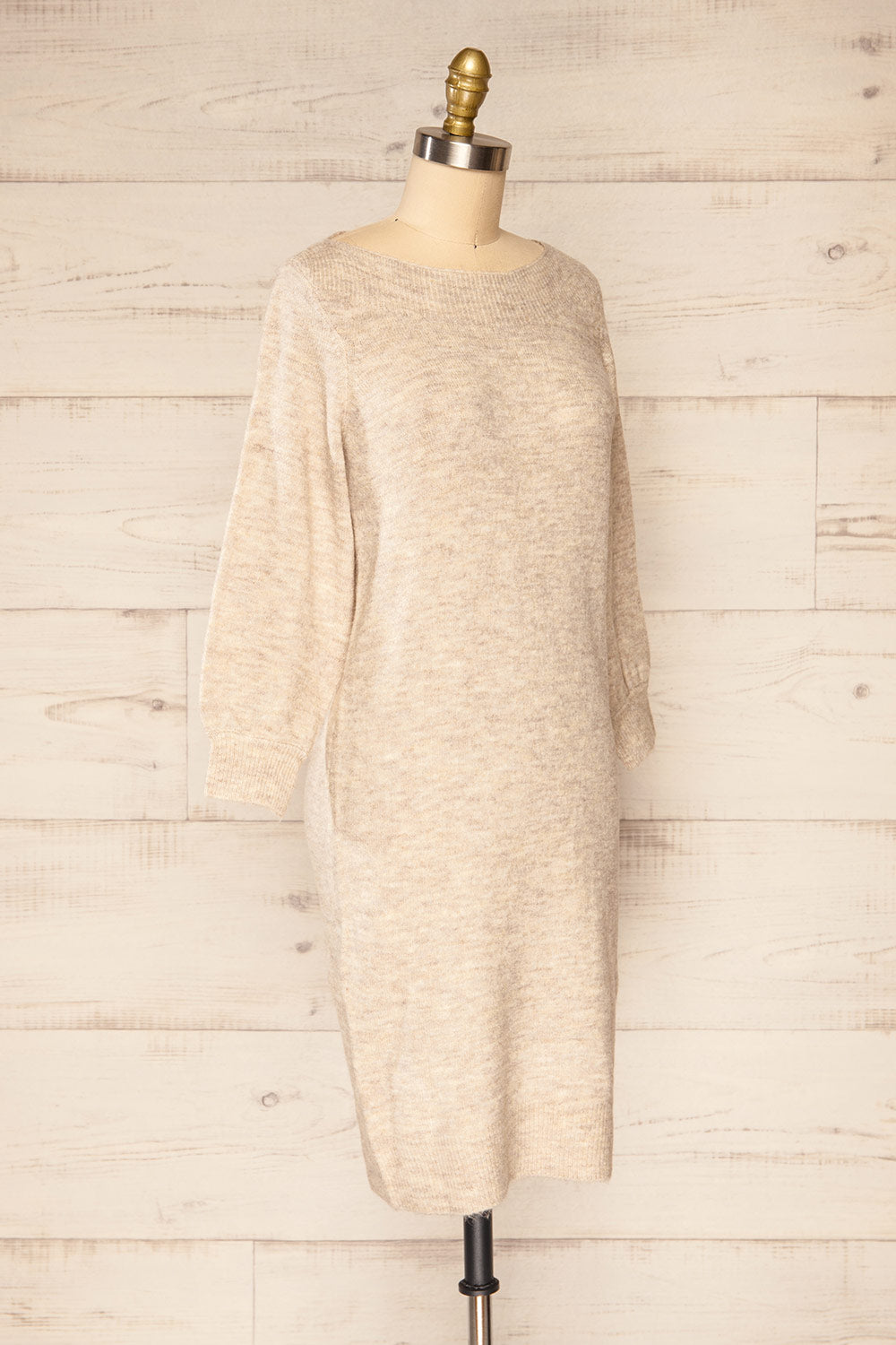 Titai Sand | 3/4 Puff Sleeve Short Sweater Dress | La petite garçonne side view 