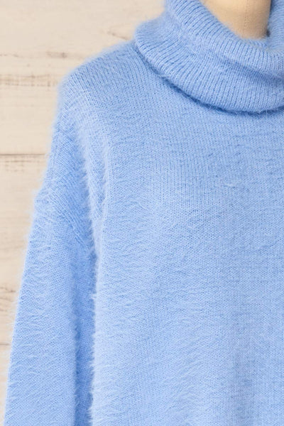Titania Fuzzy Turtleneck Sweater | La petite garçonne side close-up