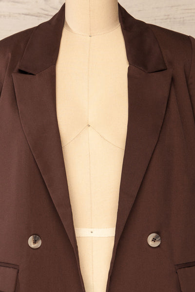 Toledo Brown | Oversized Blazer w/ Pockets open close-up