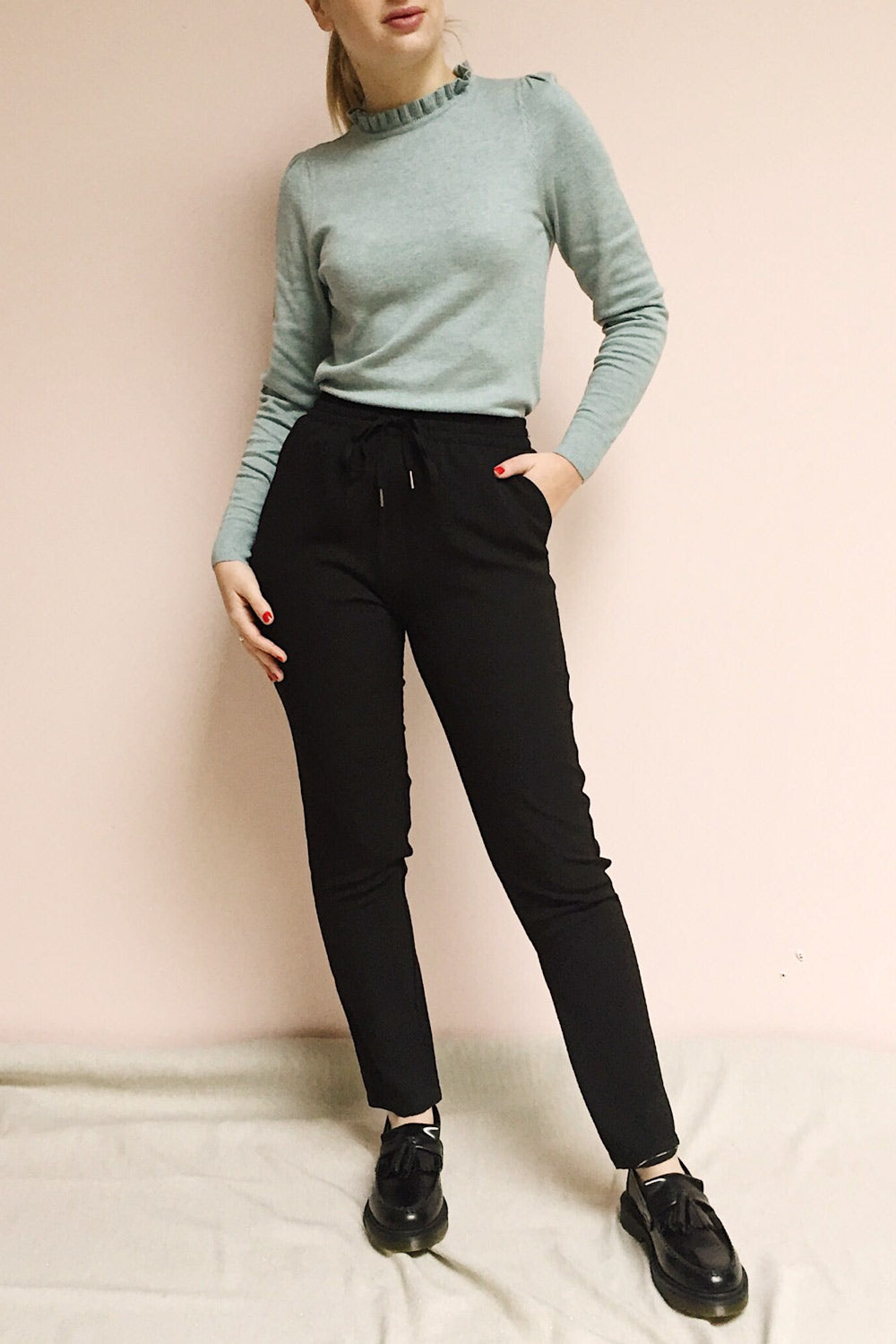 Wigan Bleu Knit Sweater | Tricot Bleu | La petite garçonne model look 