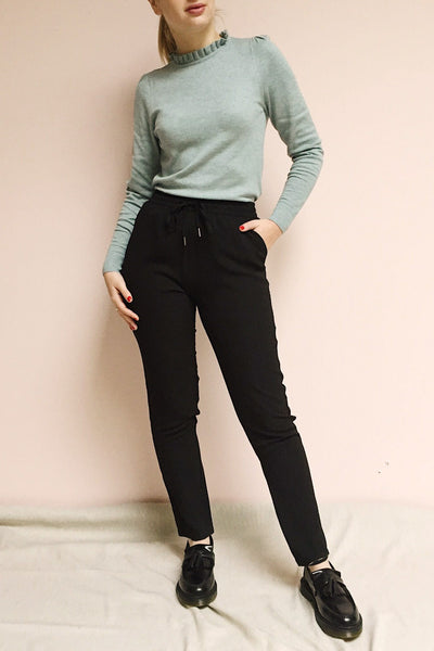Wigan Bleu Knit Sweater | Tricot Bleu | La petite garçonne model look