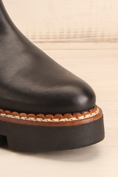 Torio Black Ankle Boots | Bottines | La Petite Garçonne front close-up