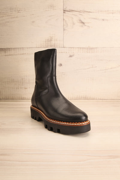 Torio Black Ankle Boots | Bottines | La Petite Garçonne front view