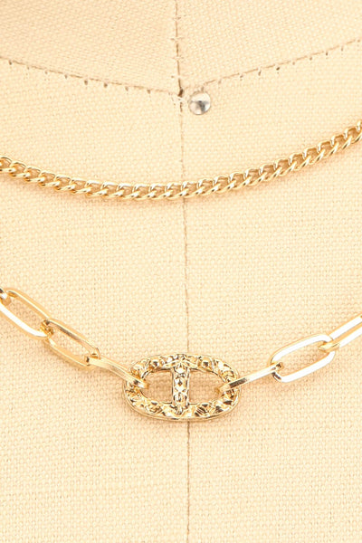 Triomphant Gold Layered Chain Necklace | La petite garçonne close-up