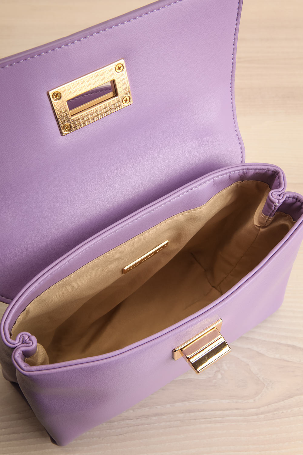 Tropique Mauve | Handbag w/ Crossbody Strap inside view