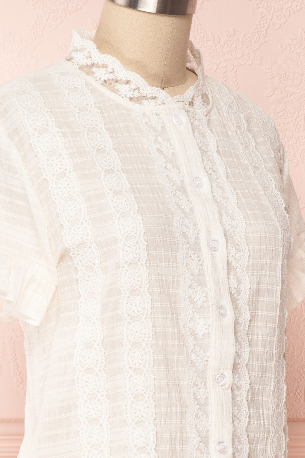 Tsilla | Short Sleeve Lace Blouse