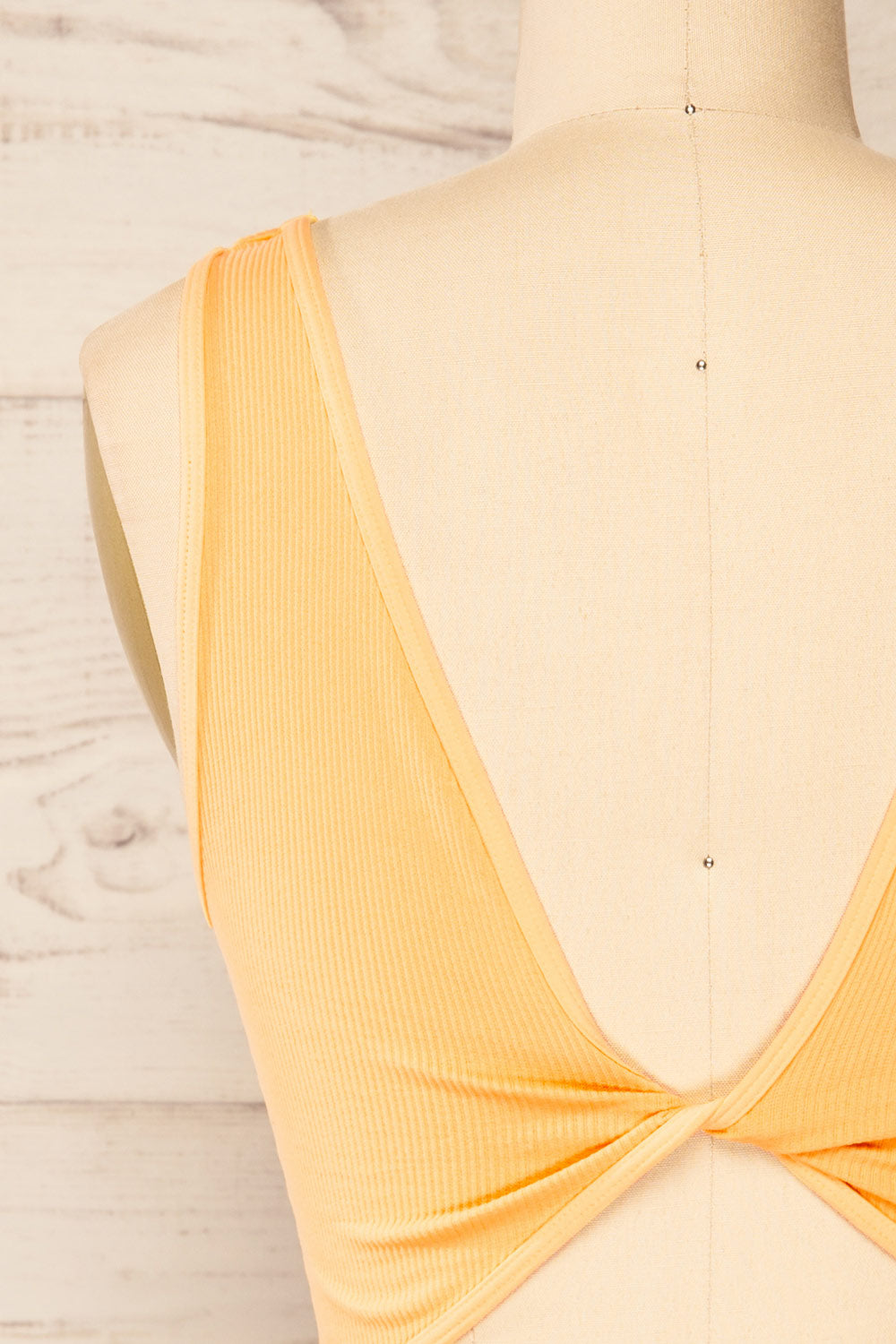 Twisty Orange Cropped Twisted Tank Top | La petite garçonne back twist close-up