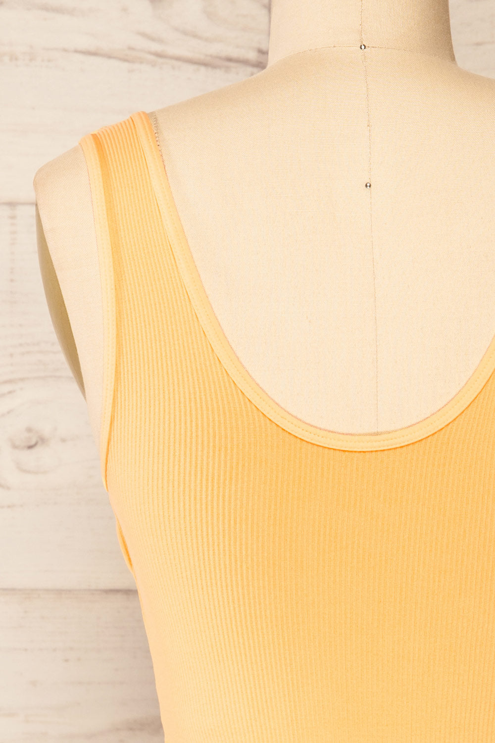 Twisty Orange Cropped Twisted Tank Top | La petite garçonne back close-up