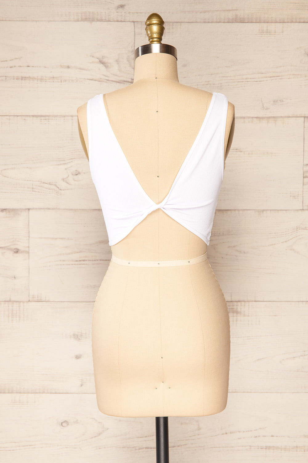 Twisty White Cropped Twisted Tank Top | La petite garçonne back twist view